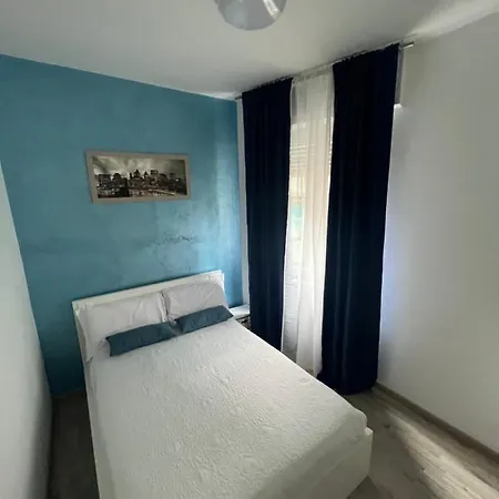 Toscanini 5 Terre Apartman